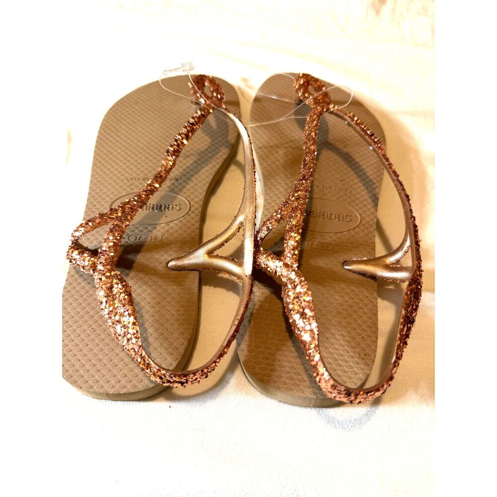 NWT Havaianas T-Strap Sandals Glitter Gold Tone Sz 7/8